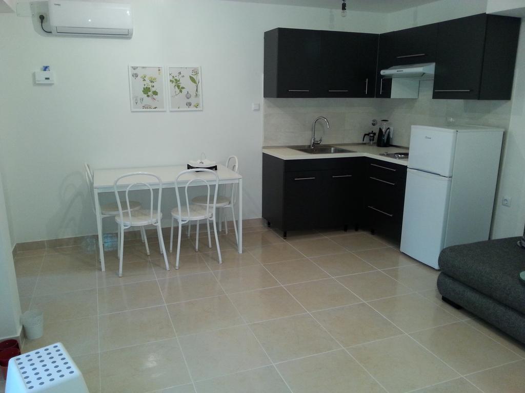 Schreng Apartments Malinska Extérieur photo