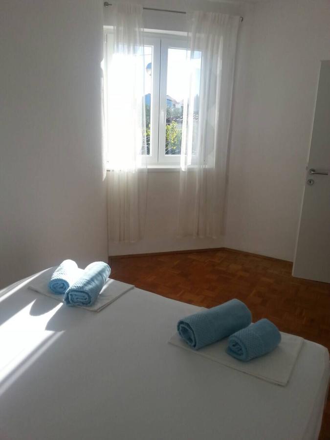 Schreng Apartments Malinska Extérieur photo